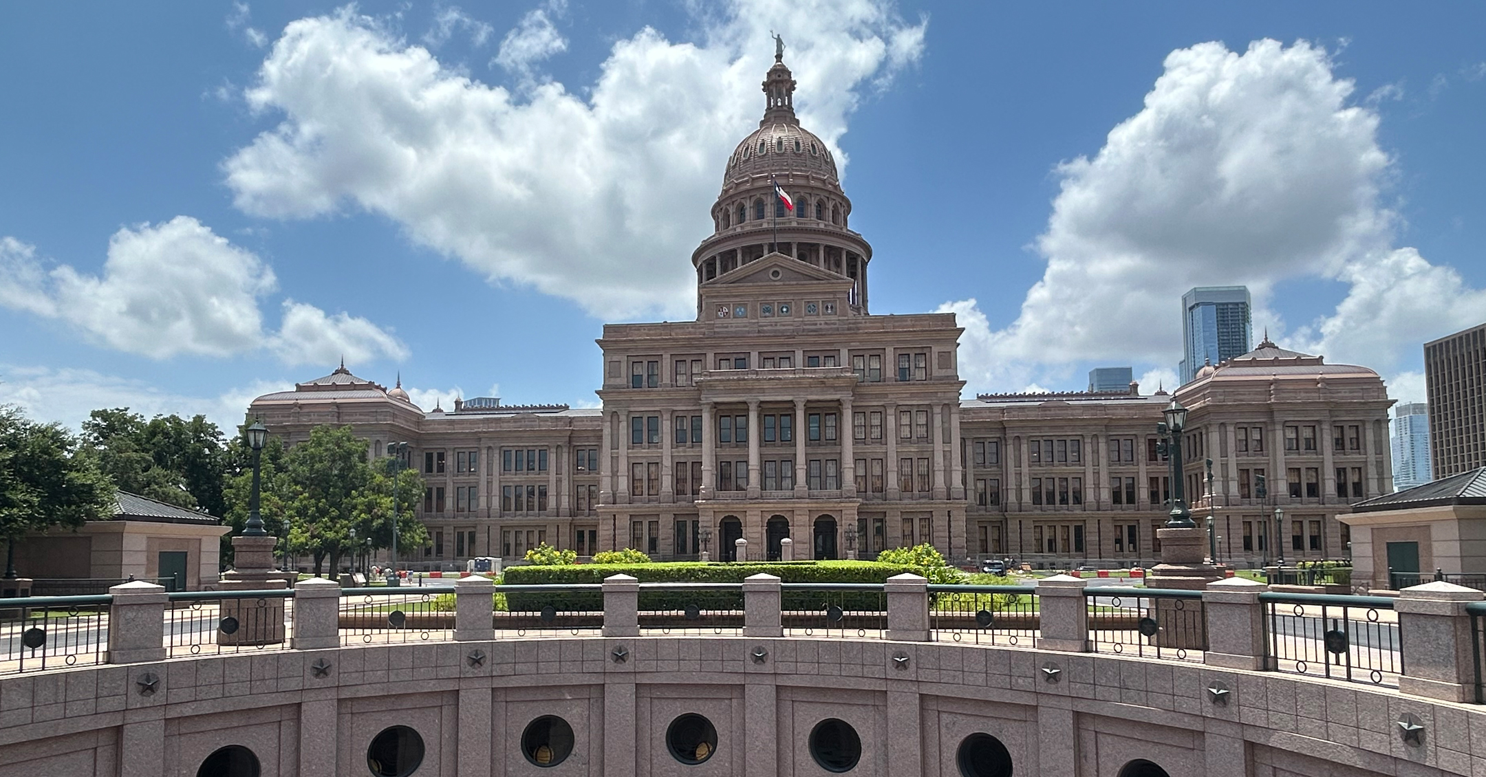Peebles Creative Group | Texas Lawyers Insurance
